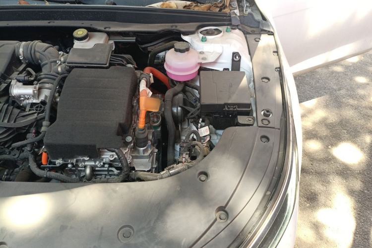 Used BYD Destroyer 05 2024 Honor Edition DM-i 120KM Luxury Model Engine Bay Left