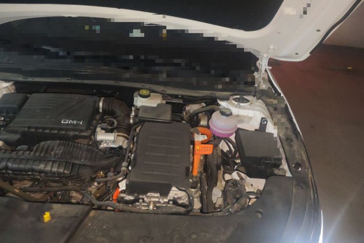 Used BYD Destroyer 05 2024 HONOR Edition DM-i 55KM Luxury Model Engine Bay Left