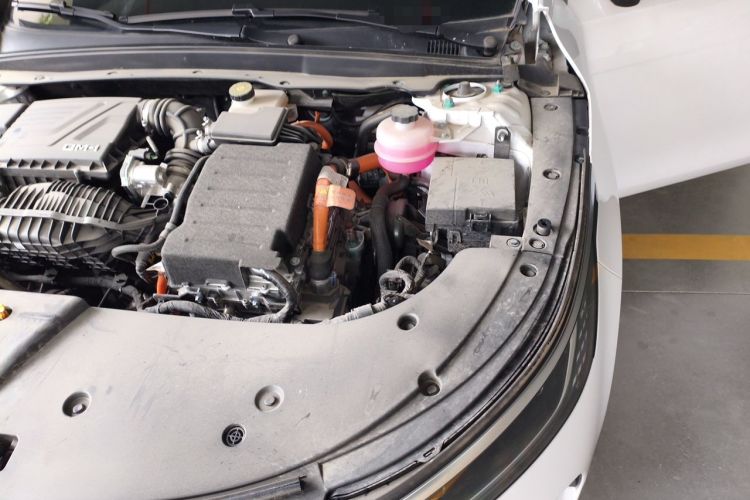 Used BYD Destroyer 05 2024 HONOR Edition DM-i 55KM Luxury Model Engine Bay Left