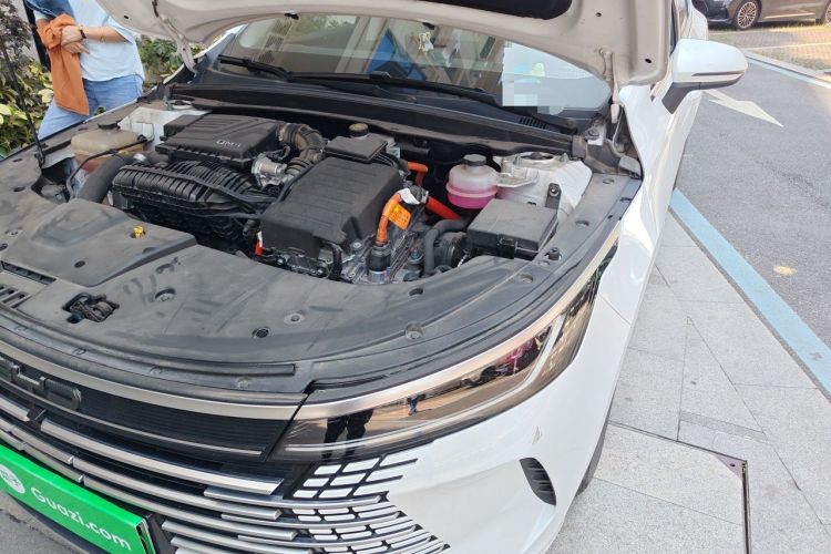 Used BYD Destroyer 05 2024 HONOR Edition DM-i 55KM Luxury Model Engine Bay Left