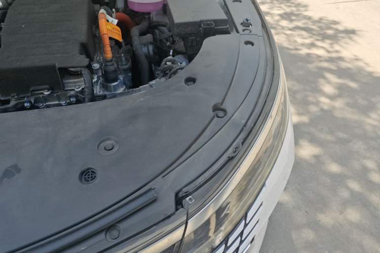 Used BYD Destroyer 05 2024 HONOR Edition DM-i 55KM Luxury Model Engine Bay Left
