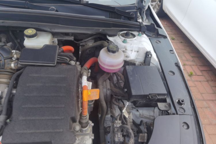 Used BYD Destroyer 05 2024 HONOR Edition DM-i 55KM Luxury Model Engine Bay Left