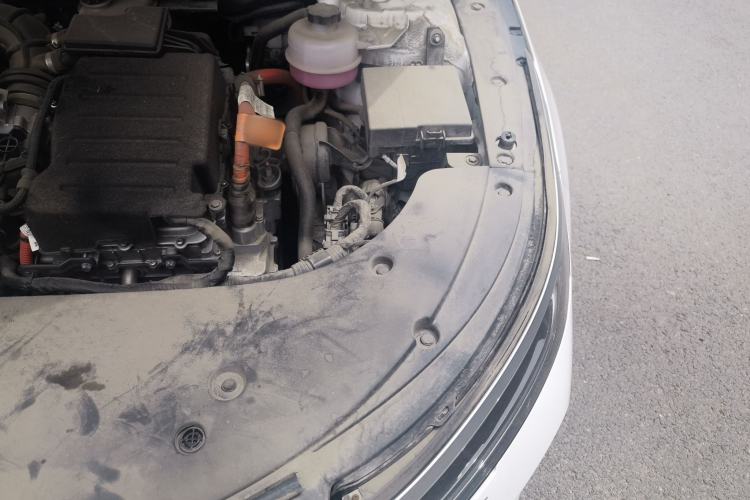 Used BYD Destroyer 05 2024 Honor Edition DM-i 120KM Luxury Model Engine Bay Left
