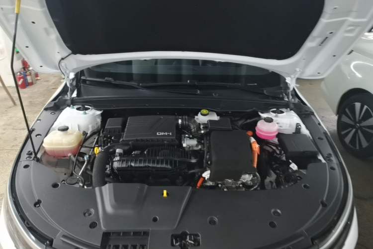 Used BYD Destroyer 05 2024 HONOR Edition DM-i 55KM Luxury Model Engine Bay