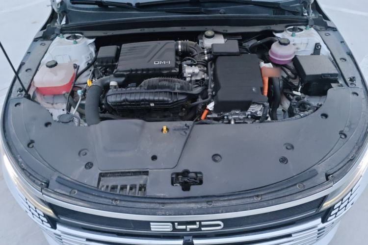 Used BYD Destroyer 05 2024 HONOR Edition DM-i 55KM Luxury Model Engine Bay