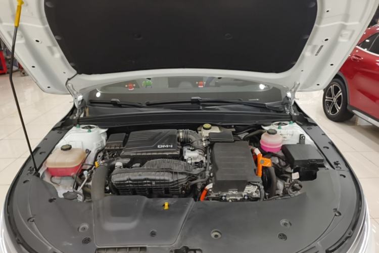 Used BYD Destroyer 05 2024 HONOR Edition DM-i 55KM Luxury Model Engine Bay
