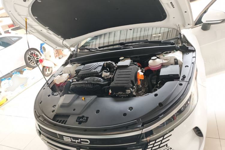 Used BYD Destroyer 05 2024 HONOR Edition DM-i 55KM Luxury Model Engine Bay