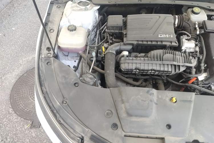 Used BYD Destroyer 05 2024 HONOR Edition DM-i 55KM Luxury Model Engine Bay Right