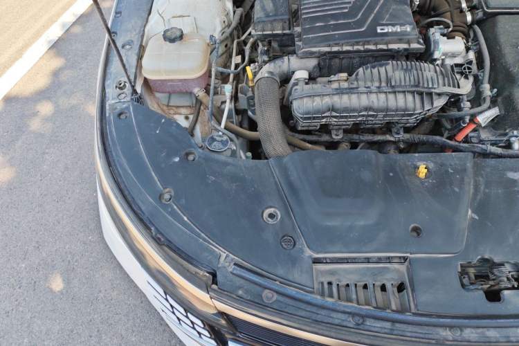 Used BYD Destroyer 05 2024 HONOR Edition DM-i 55KM Luxury Model Engine Bay Right