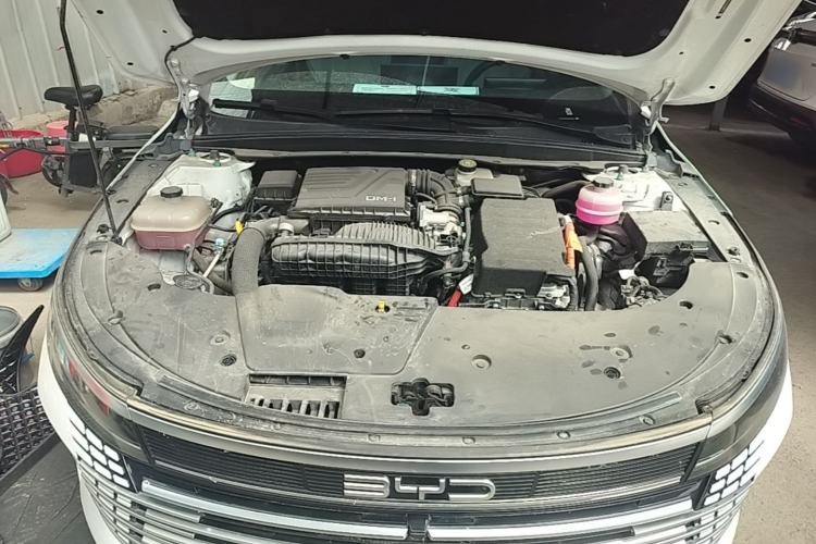 Used BYD Destroyer 05 2024 HONOR Edition DM-i 55KM Luxury Model Engine Bay