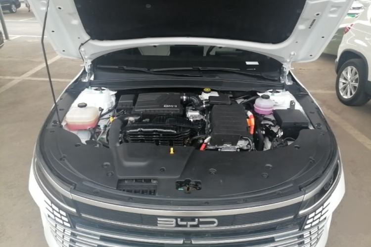 Used BYD Destroyer 05 2024 HONOR Edition DM-i 55KM Luxury Model Engine Bay