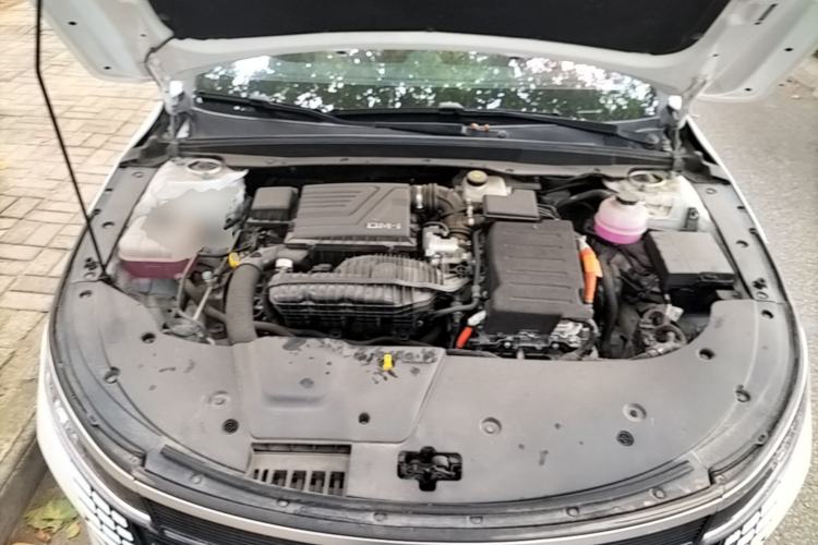 Used BYD Destroyer 05 2024 HONOR Edition DM-i 55KM Luxury Model Engine Bay