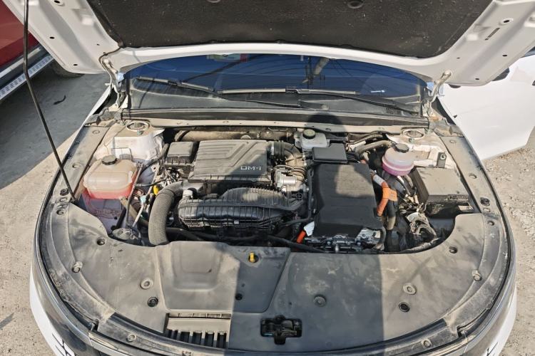 Used BYD Destroyer 05 2024 HONOR Edition DM-i 55KM Luxury Model Engine Bay