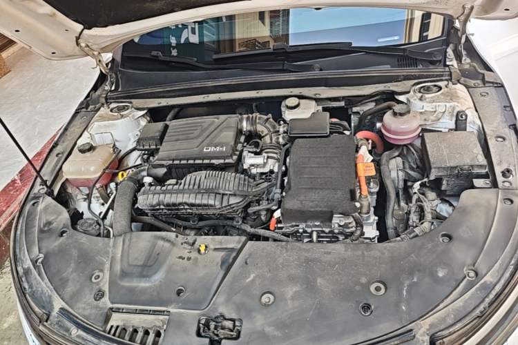 Used BYD Destroyer 05 2024 HONOR Edition DM-i 55KM Luxury Model Engine Bay