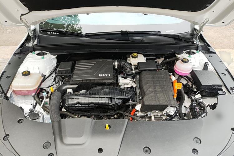 Used BYD Destroyer 05 2024 HONOR Edition DM-i 55KM Luxury Model Engine Bay
