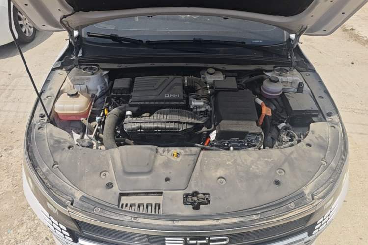 Used BYD Destroyer 05 2024 HONOR Edition DM-i 55KM Luxury Model Engine Bay