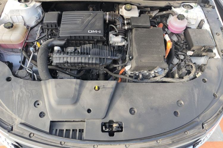 Used BYD Destroyer 05 2024 Honor Edition DM-i 120KM Luxury Model Engine Bay