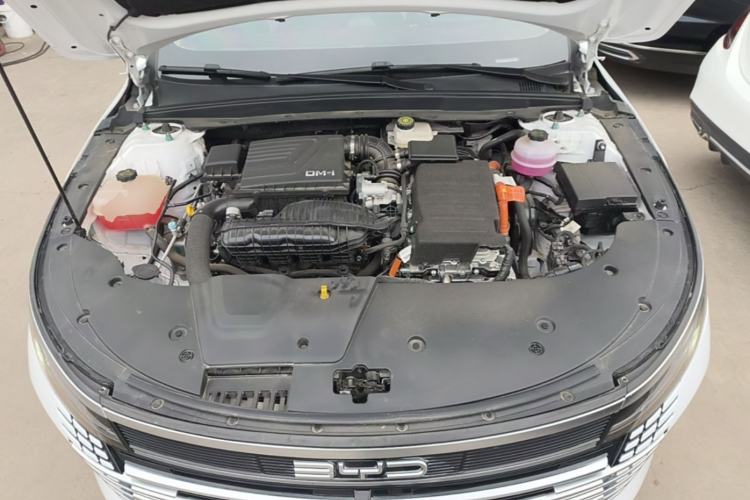 Used BYD Destroyer 05 2024 HONOR Edition DM-i 55KM Luxury Model Engine Bay