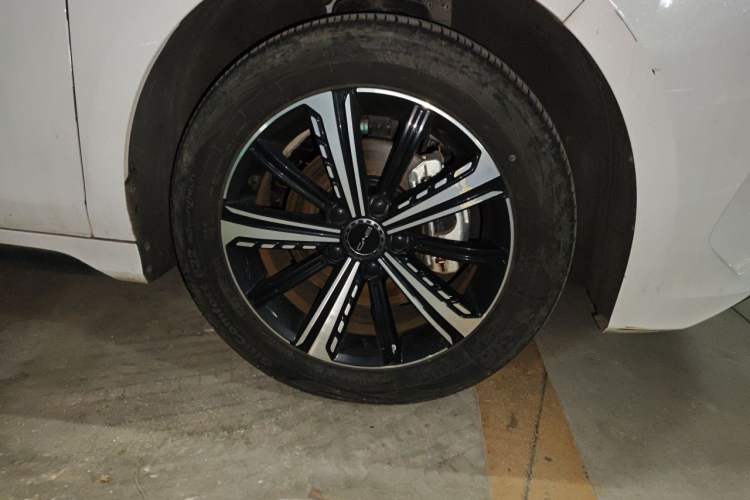 Used BYD Destroyer 05 2024 Honor Edition DM-i 120KM Luxury Model Exterior 1