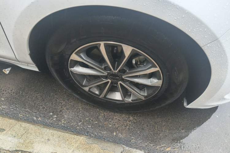 Used BYD Destroyer 05 2024 HONOR Edition DM-i 55KM Luxury Model Exterior 1