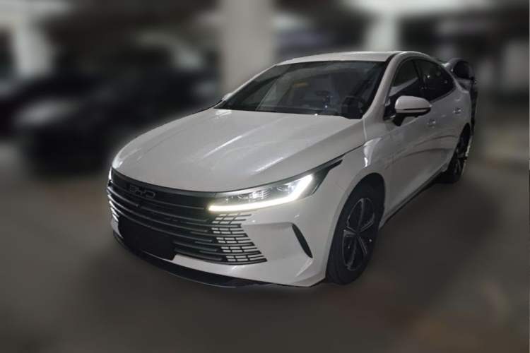 Used BYD Destroyer 05 2024 Honor Edition DM-i 120KM Luxury Model Exterior 2