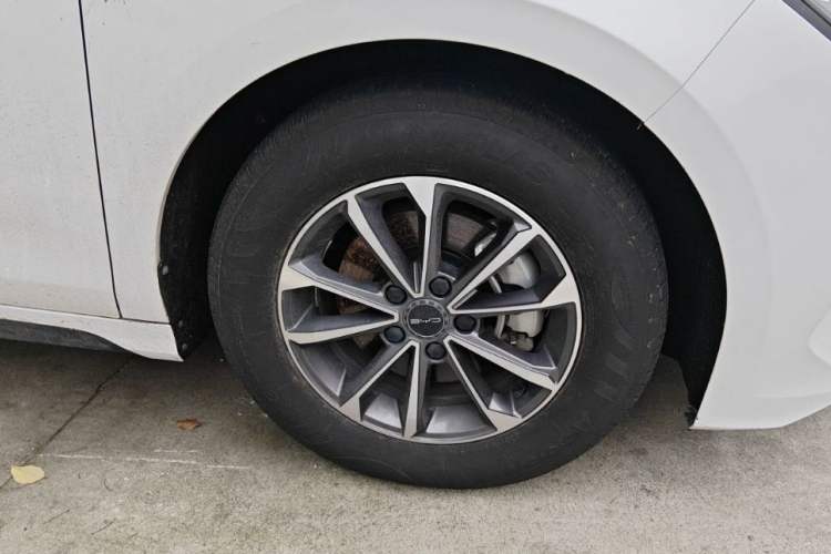 Used BYD Destroyer 05 2024 HONOR Edition DM-i 55KM Luxury Model Exterior 2