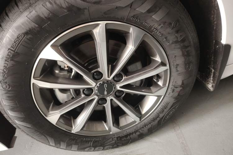 Used BYD Destroyer 05 2024 HONOR Edition DM-i 55KM Luxury Model Exterior 2