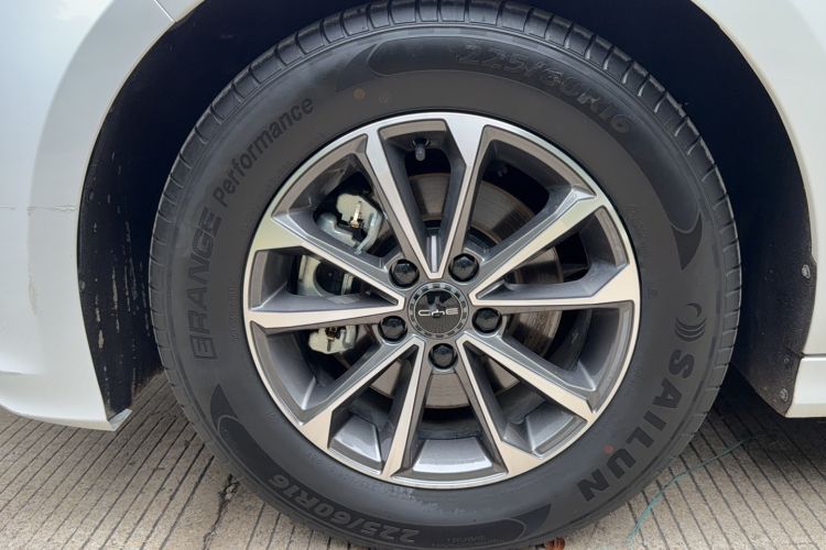 Used BYD Destroyer 05 2024 HONOR Edition DM-i 55KM Luxury Model Exterior 2