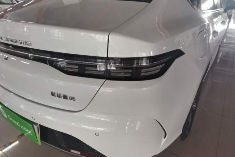 Used BYD Destroyer 05 2024 Honor Edition DM-i 120KM Luxury Model Exterior 3