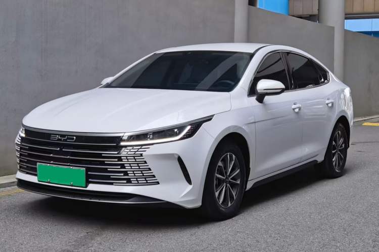 Used BYD Destroyer 05 2024 HONOR Edition DM-i 55KM Luxury Model Exterior 3