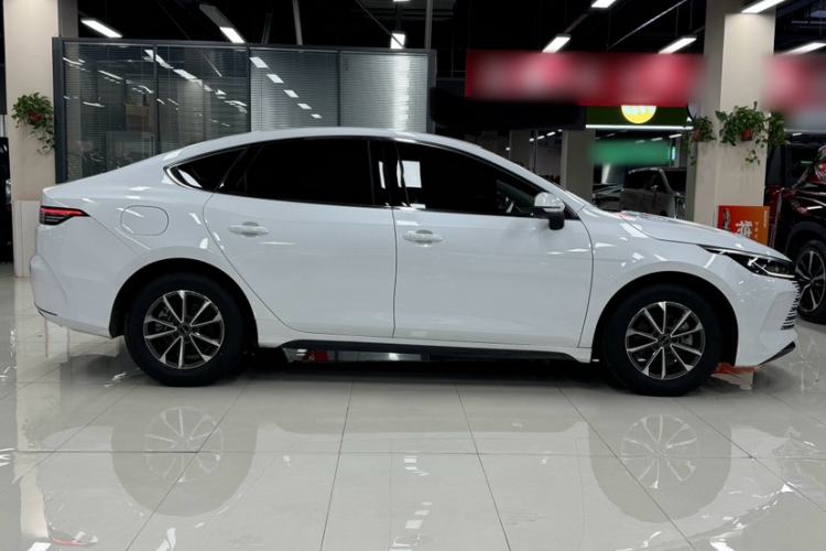 Used BYD Destroyer 05 2024 HONOR Edition DM-i 55KM Luxury Model Exterior 3