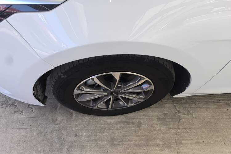 Used BYD Destroyer 05 2024 HONOR Edition DM-i 55KM Luxury Model Exterior 4
