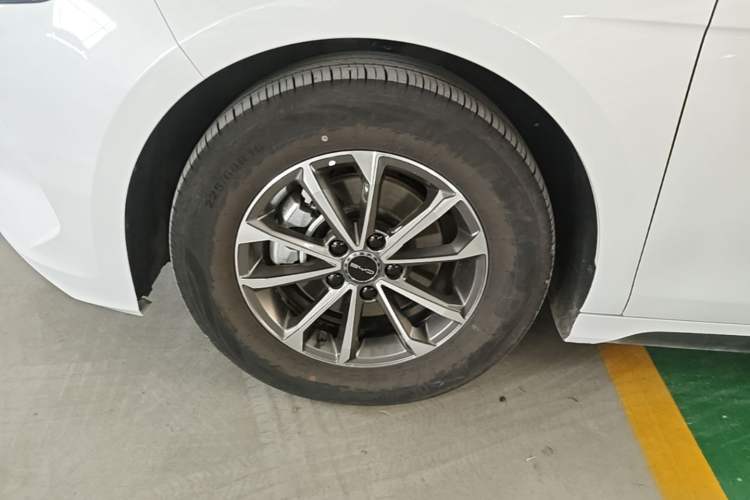 Used BYD Destroyer 05 2024 HONOR Edition DM-i 55KM Luxury Model Exterior 4