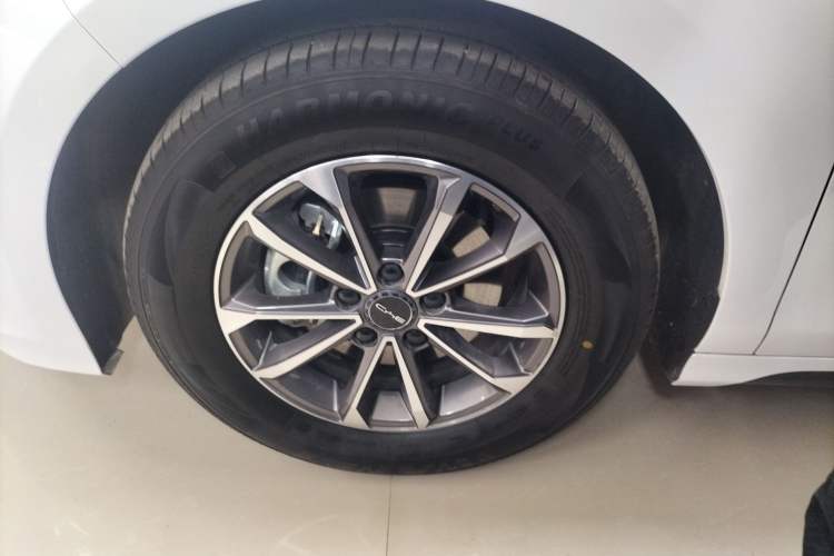 Used BYD Destroyer 05 2024 HONOR Edition DM-i 55KM Luxury Model Exterior 4