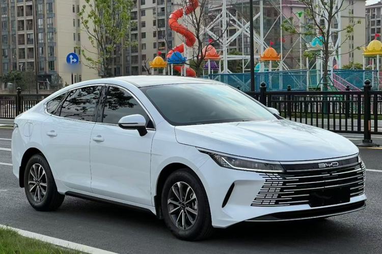 Used BYD Destroyer 05 2024 HONOR Edition DM-i 55KM Luxury Model Exterior 4