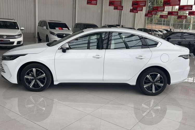 Used BYD Destroyer 05 2024 HONOR Edition DM-i 120KM Prestige Model Exterior 5