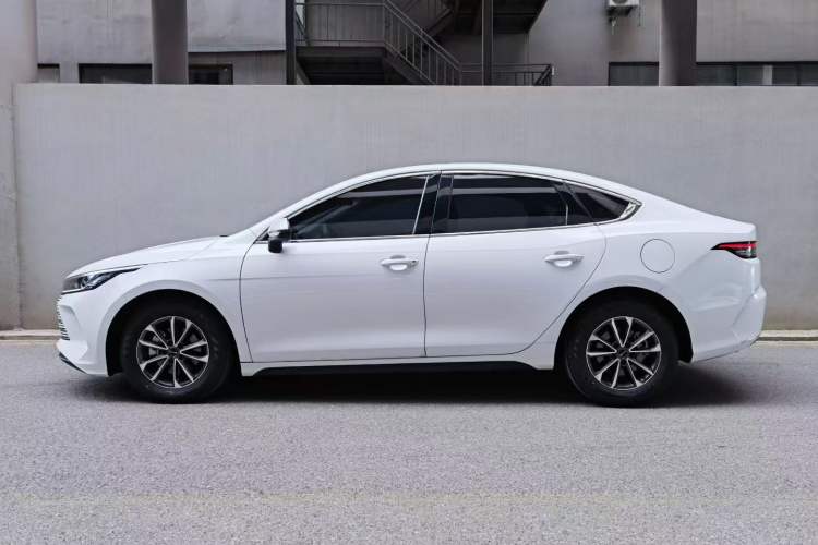 Used BYD Destroyer 05 2024 HONOR Edition DM-i 55KM Luxury Model Exterior 5