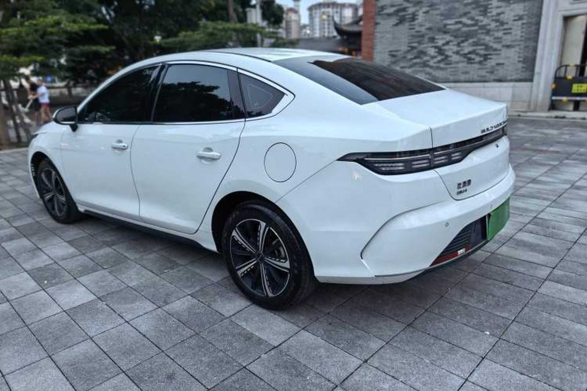 Used BYD Destroyer 05 2024 Honor Edition DM-i 120KM Luxury Model Exterior 5