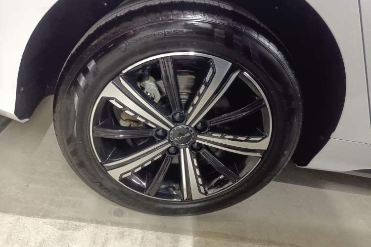 Used BYD Destroyer 05 2024 Honor Edition DM-i 120KM Luxury Model Exterior 5