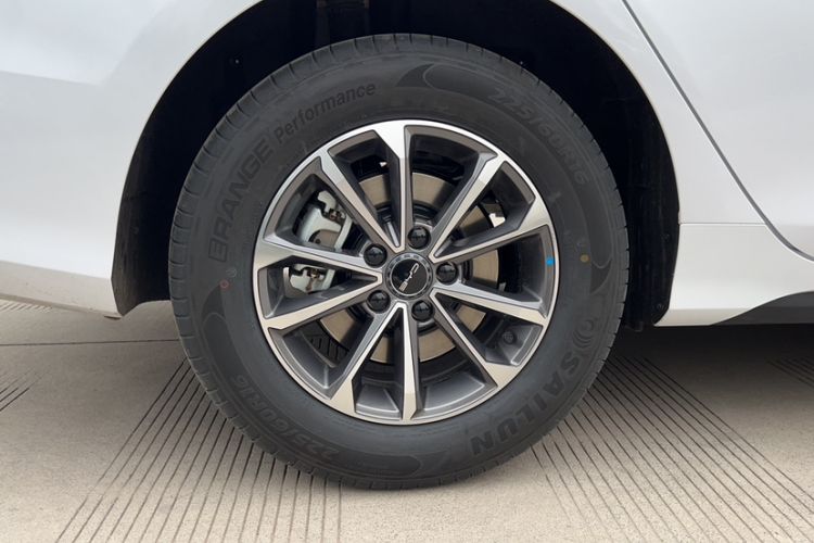 Used BYD Destroyer 05 2024 HONOR Edition DM-i 55KM Luxury Model Exterior 6
