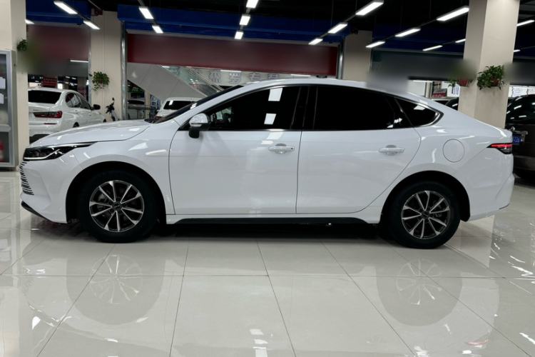 Used BYD Destroyer 05 2024 HONOR Edition DM-i 55KM Luxury Model Exterior 6
