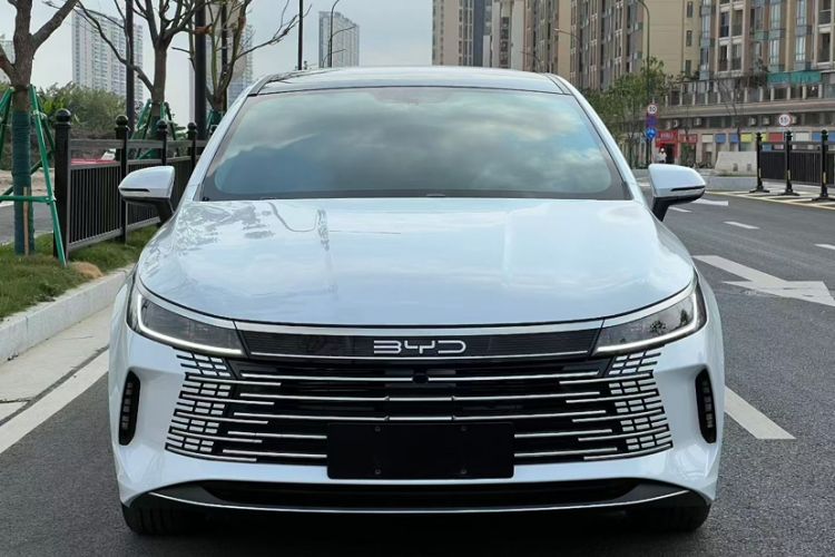 Used BYD Destroyer 05 2024 HONOR Edition DM-i 55KM Luxury Model Exterior 6