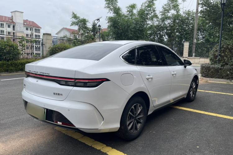 Used BYD Destroyer 05 2024 HONOR Edition DM-i 55KM Luxury Model Exterior 6
