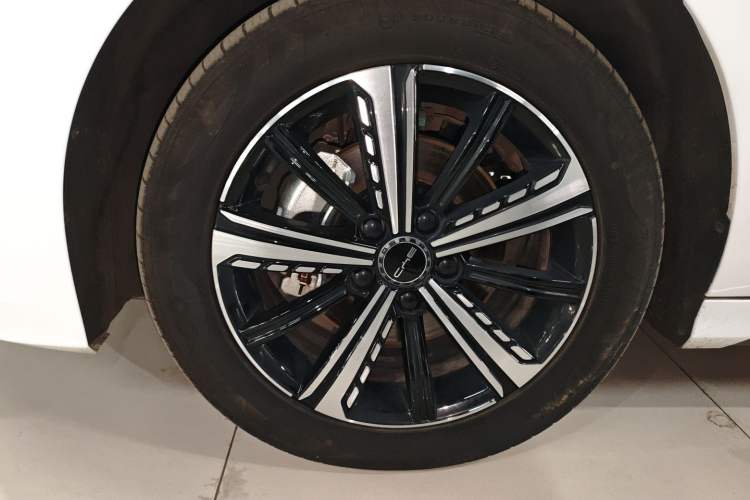Used BYD Destroyer 05 2024 Honor Edition DM-i 120KM Luxury Model Exterior 7