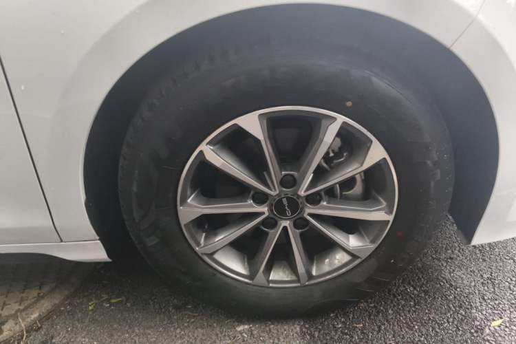 Used BYD Destroyer 05 2024 HONOR Edition DM-i 55KM Luxury Model Exterior 7