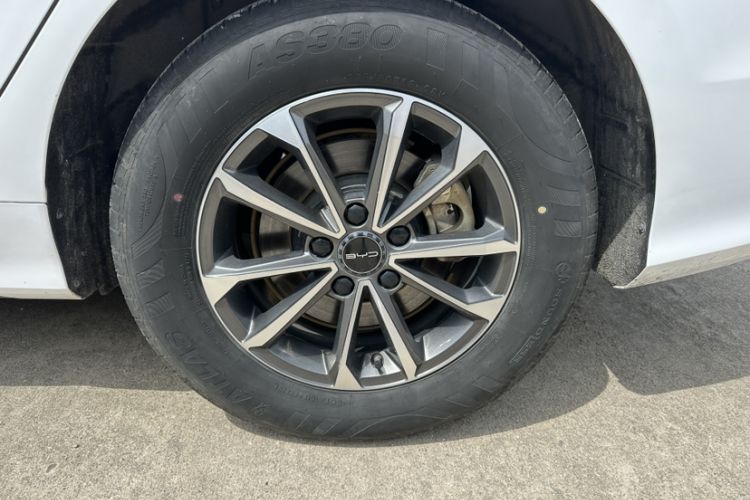 Used BYD Destroyer 05 2024 HONOR Edition DM-i 55KM Luxury Model Exterior 8