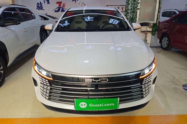 Used BYD Destroyer 05 2024 HONOR Edition DM-i 55KM Luxury Model Front