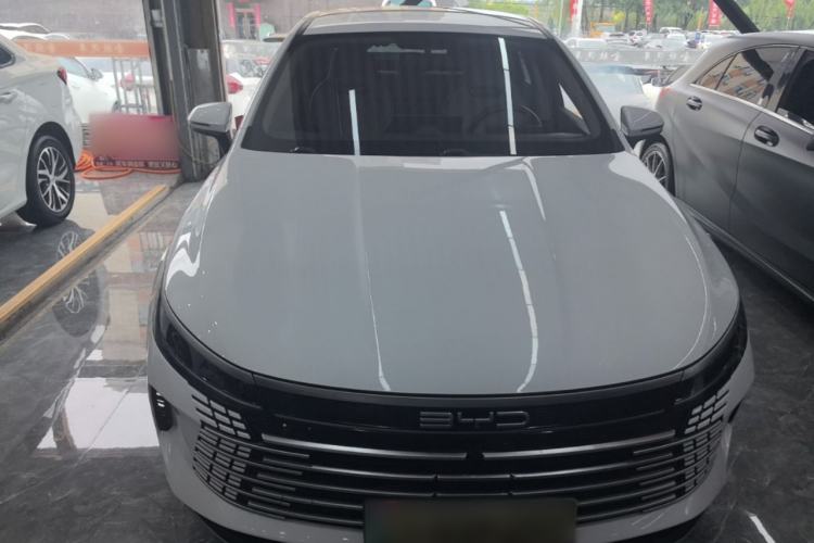 Used BYD Destroyer 05 2024 HONOR Edition DM-i 55KM Luxury Model Front