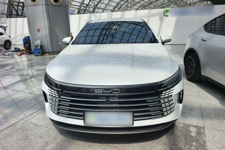 Used BYD Destroyer 05 2024 HONOR Edition DM-i 55KM Luxury Model Front