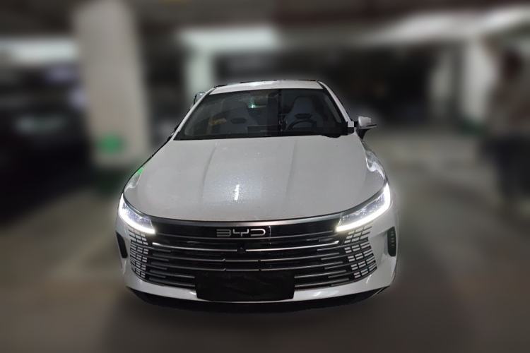 Used BYD Destroyer 05 2024 Honor Edition DM-i 120KM Luxury Model Front